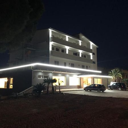 Calabria Mia Resort 阿曼泰阿 外观 照片
