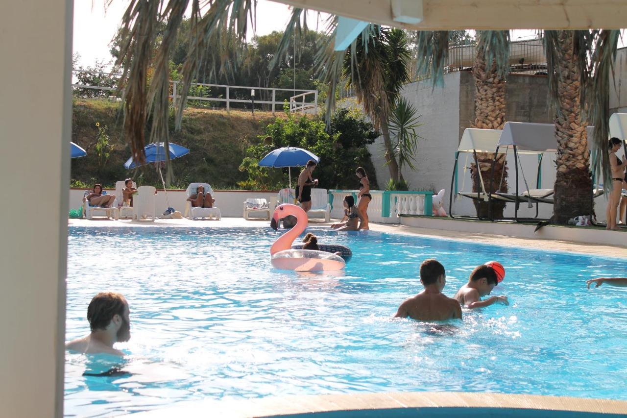Calabria Mia Resort 阿曼泰阿 外观 照片